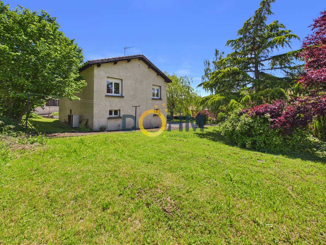 Maison à CUSSAC-SUR-LOIRE