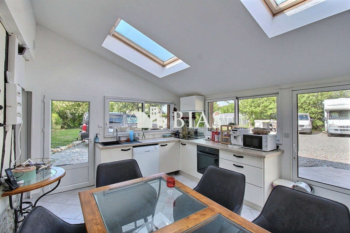 Maison à BERTHOUVILLE