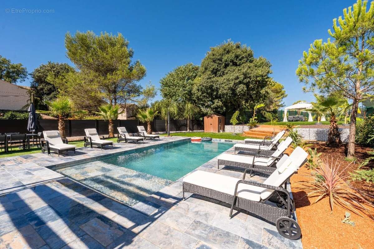 Maison à MOUGINS