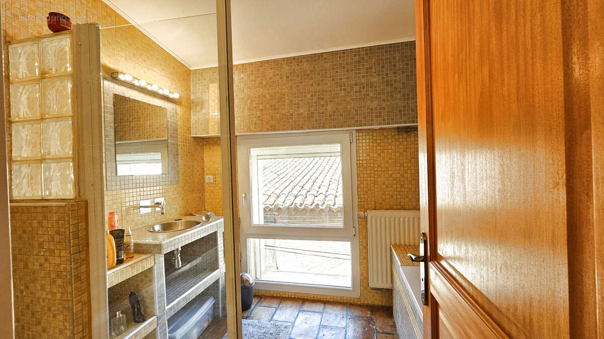Maison à PAULHAN