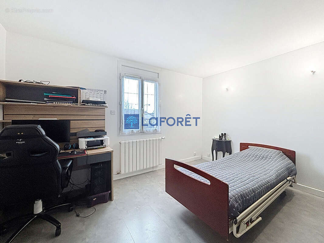 Maison à SAVIGNY-SUR-ORGE