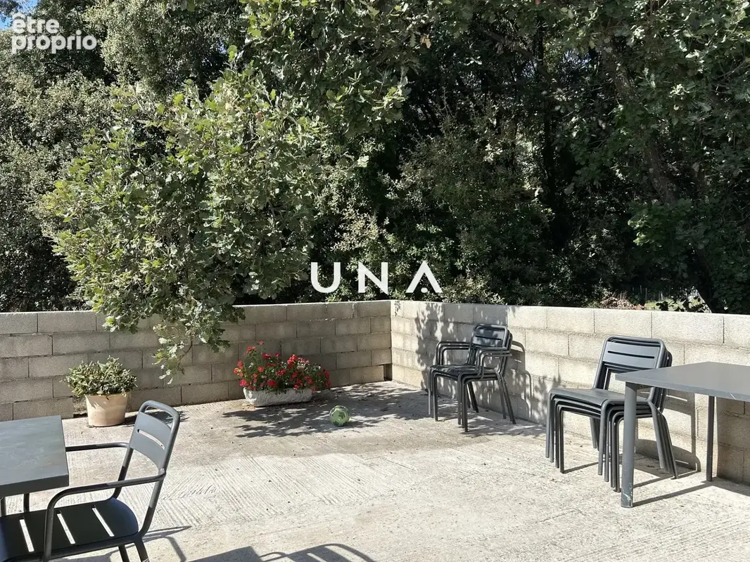 Grande maison de plain pied avec jardin a 12 km d'uzes - photo 5