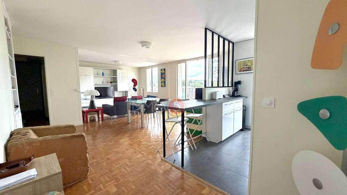 Appartement à VILLEMOMBLE