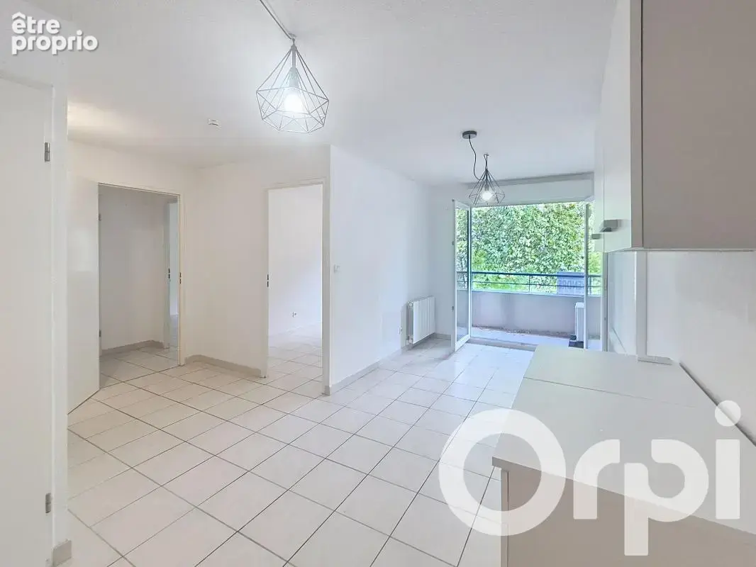 Appartement À Vendre - photo 5