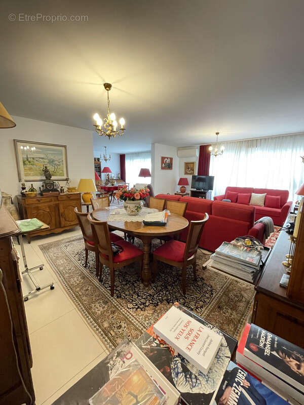 Autre à SAINT-RAPHAEL