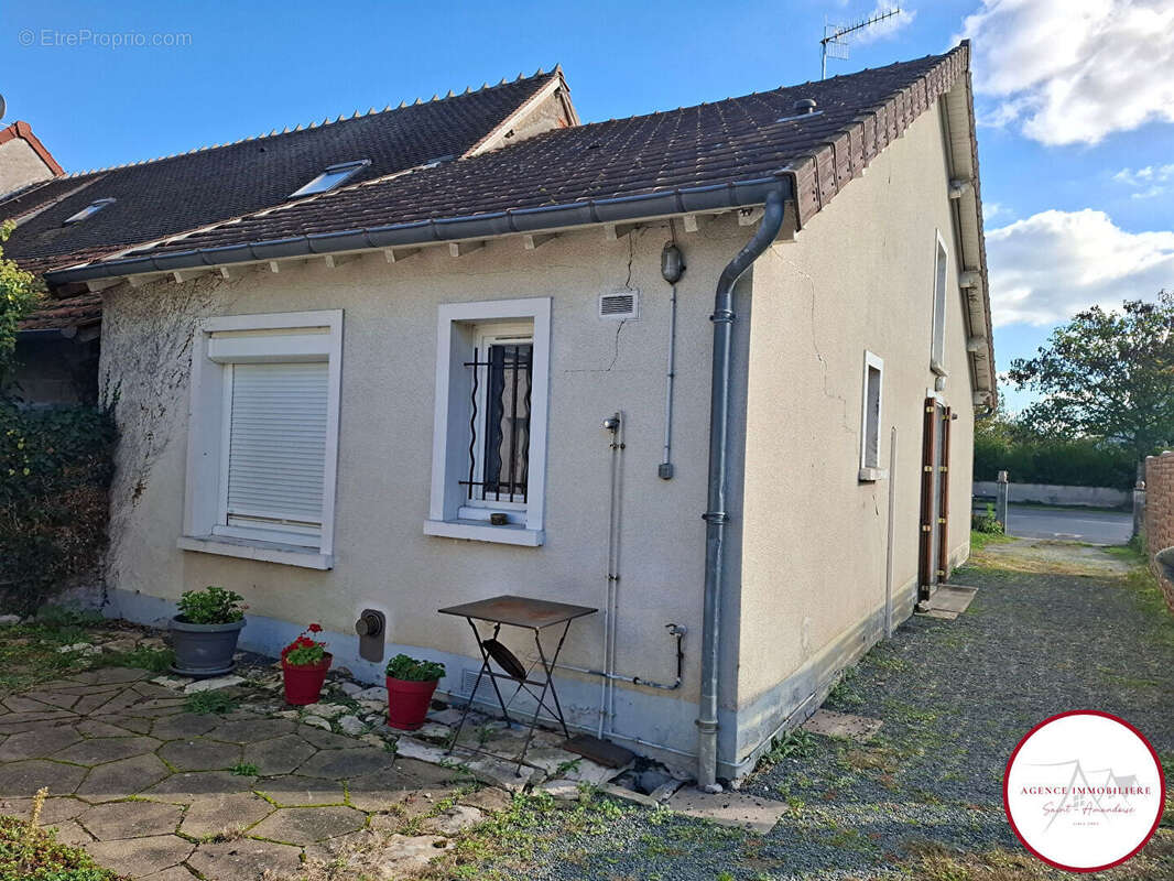 Maison à CHARENTON-DU-CHER