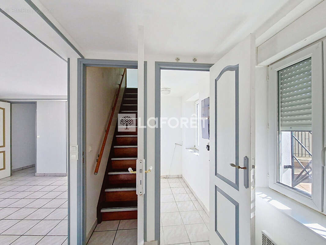 Appartement à FONTENAY-EN-PARISIS