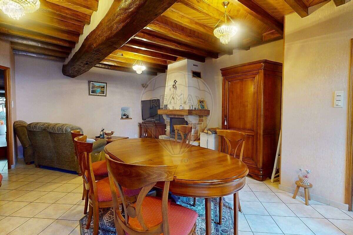 Maison à CHILLEURS-AUX-BOIS