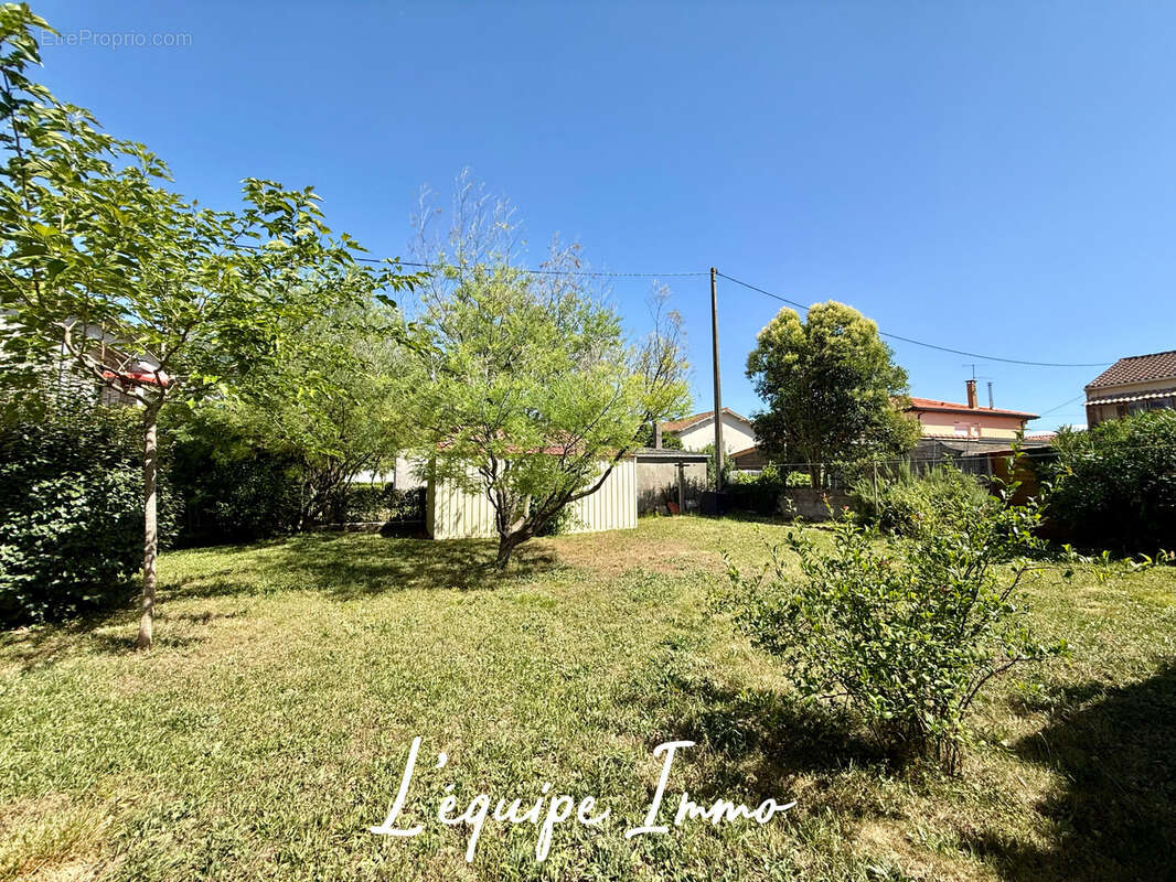 Maison t6 avec garage et jardin - photo 4