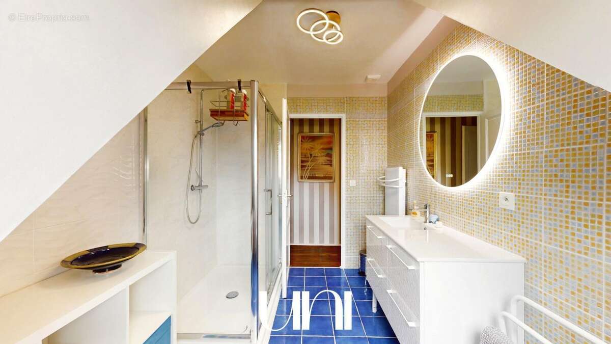 Maison à CORMELLES-LE-ROYAL