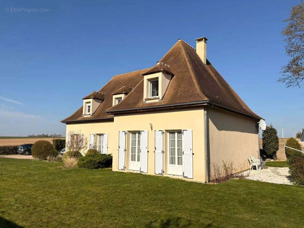 Maison à PACY-SUR-EURE