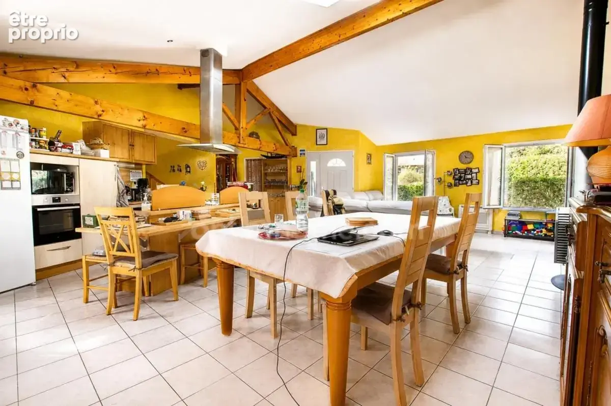 Villariès – villa familiale 179 m² avec piscine – 6 chambres – terrain 1 500 m² – un véritable havre de paix - photo 12