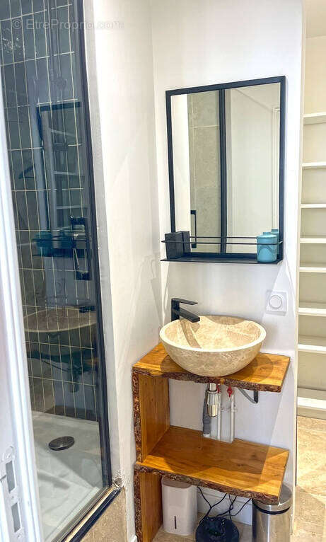 Appartement à PARIS-2E