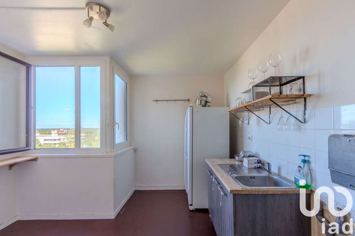 Photo 6 - Appartement à ELANCOURT