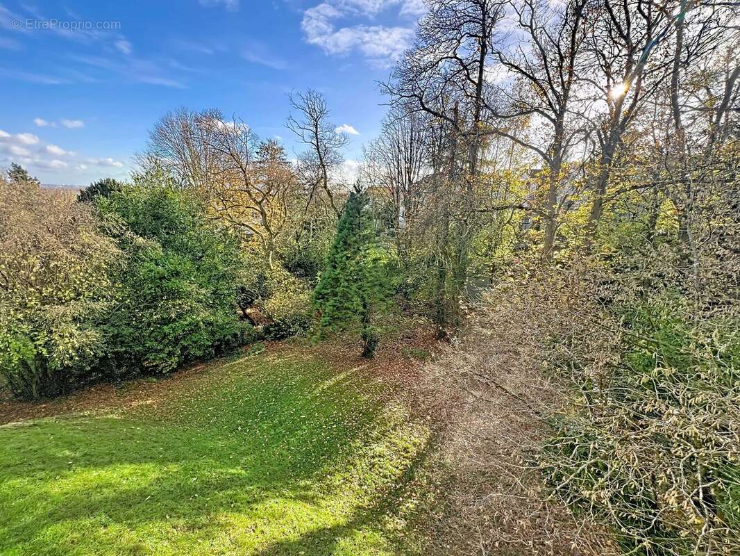 Appartement à GARCHES