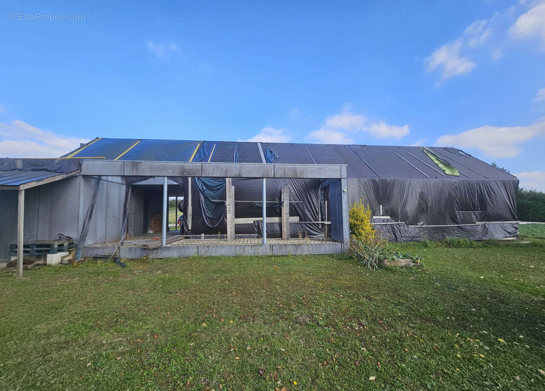 Maison à SAINT-MAURICE-MONTCOURONNE