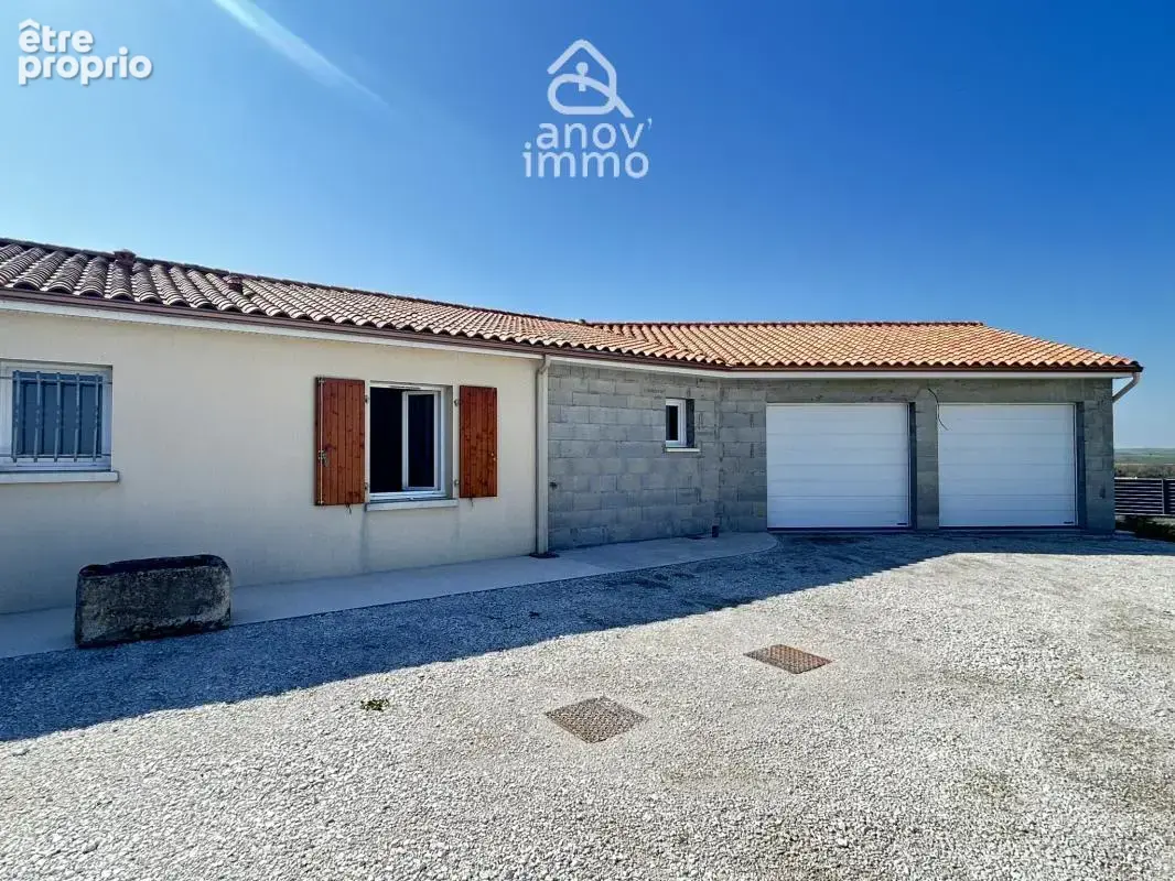 Entre JUILLAC LE COQ et SEGONZAC, Maison contemp. (120m2 hab - photo 2