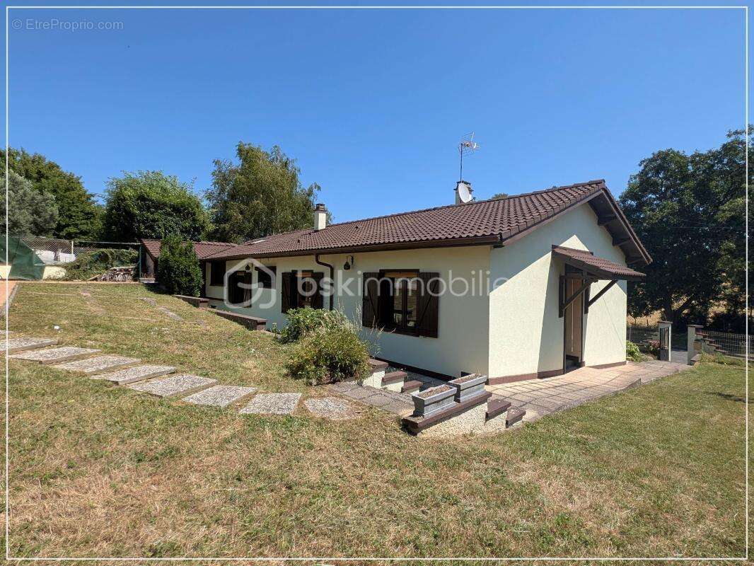 Maison de plain-pied avec garage sur terrain clos de 770 m² - photo 3