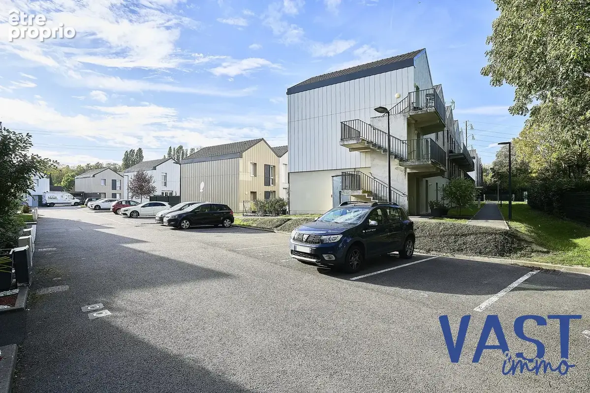 Appartement 3 pièces 66 m² à vendre à Tourcoing (59200) - photo 2
