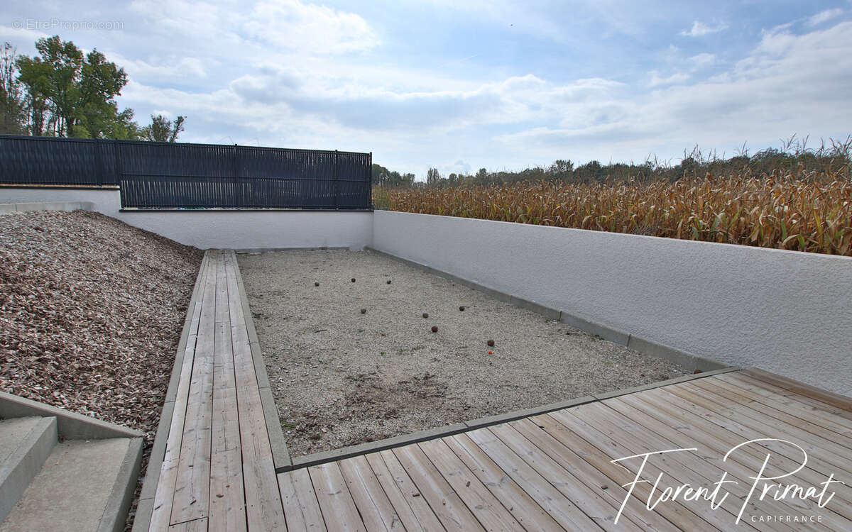 Maison à vendre 5 pièces CULOZ (01) - photo 17