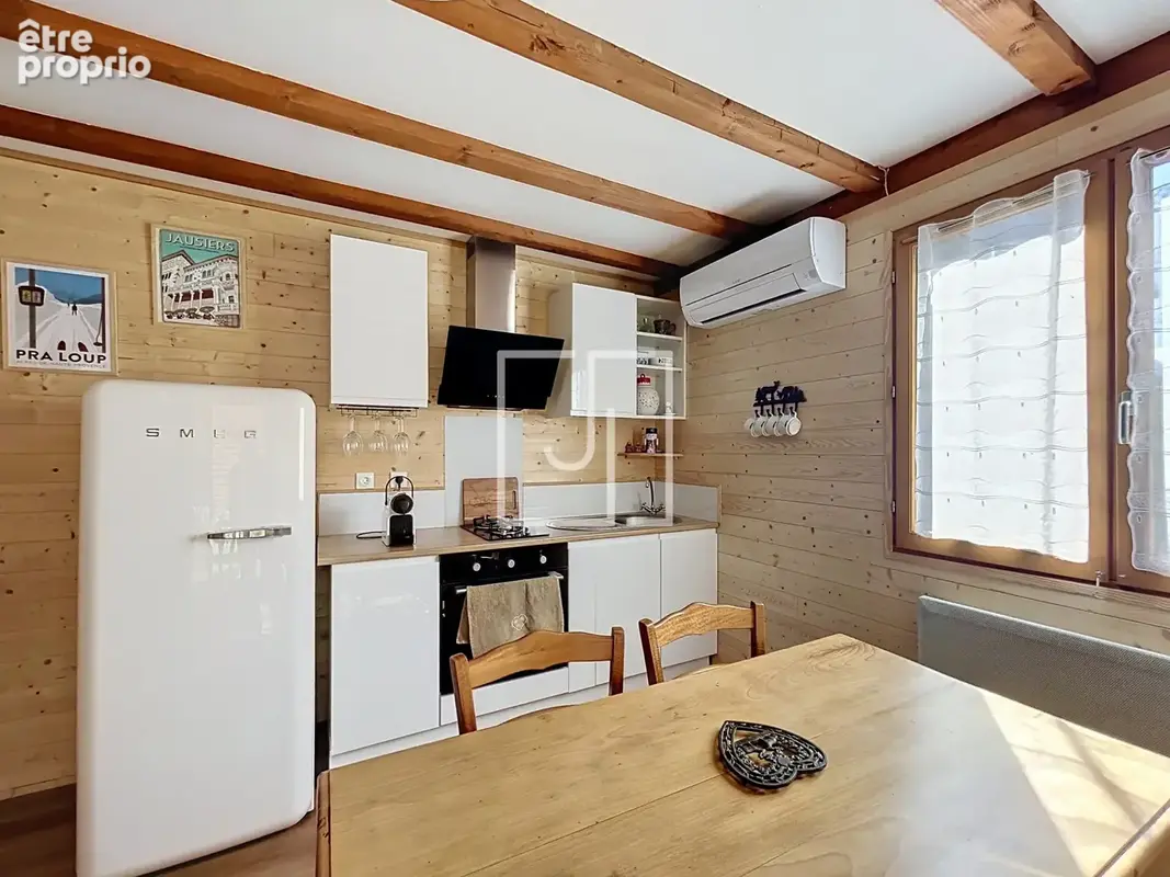 Chalet mitoyen 28,85m2 avec terrasse et jardin à Jausiers   Esprit montagne - photo 5
