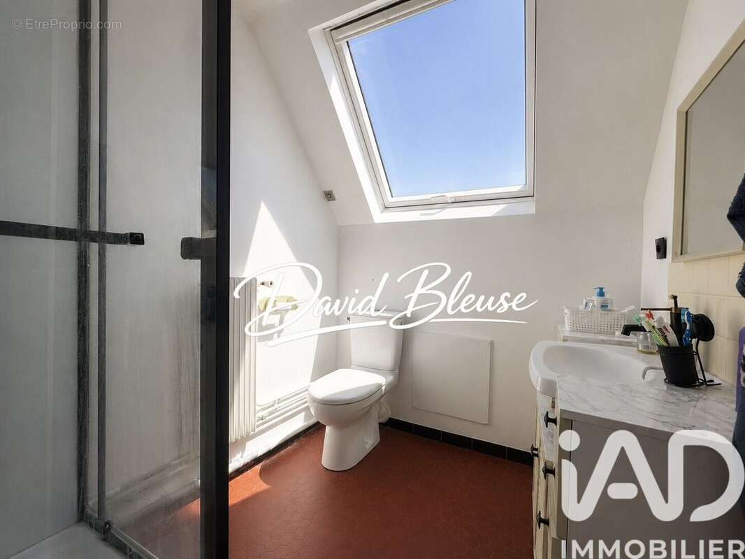 Maison 94 m² à Eragny  - photo 7