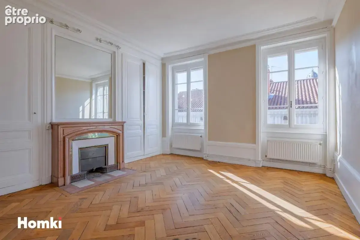 Lyon 3ᵉ – Cours de la Liberté  Appartement T4 – 97 m² Balcon et cave - photo 4