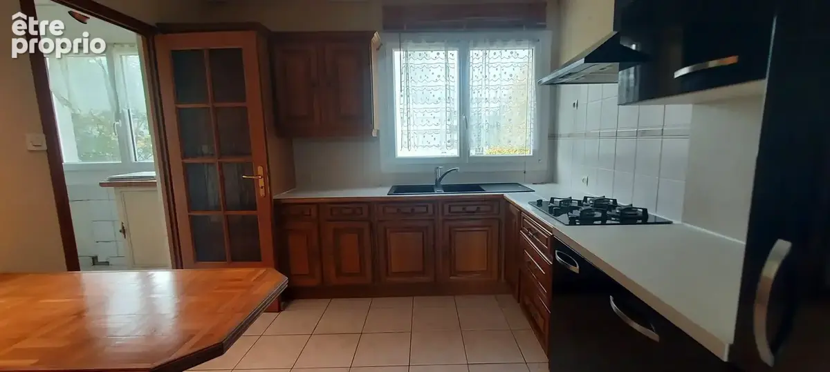 Appartement 4 pièces 78 m² à vendre à Brest (29200) - photo 2