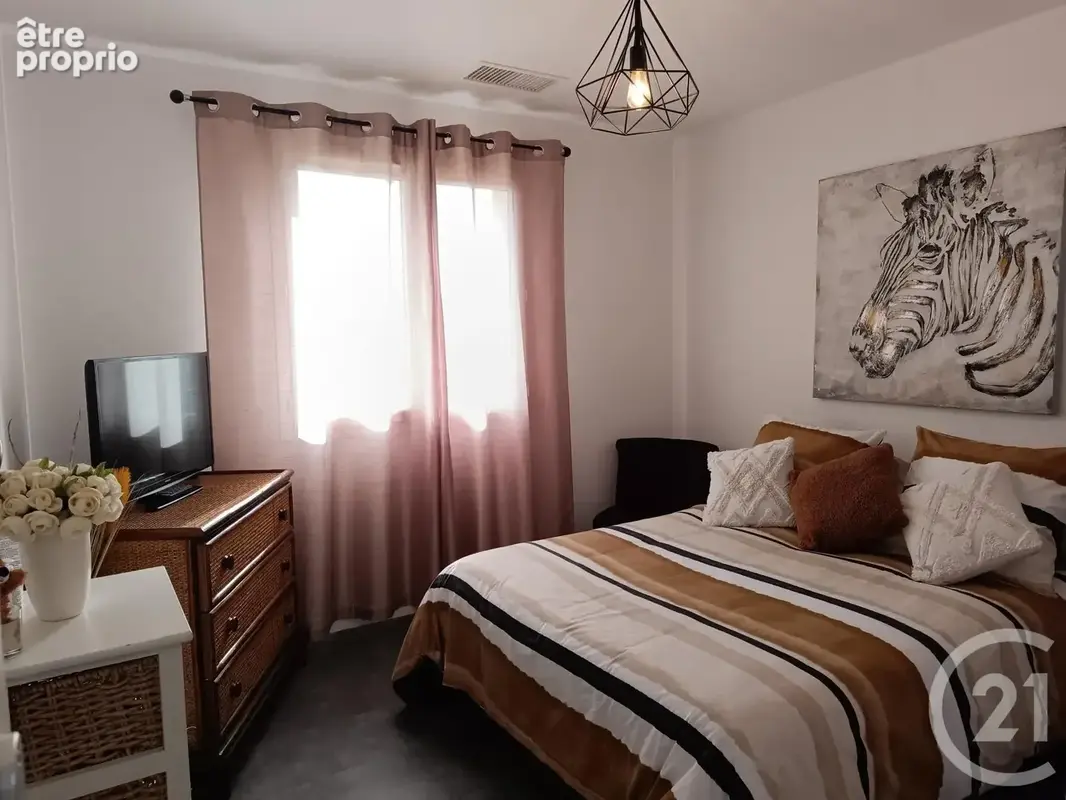 Maison 144 m² à Bayas  - photo 4