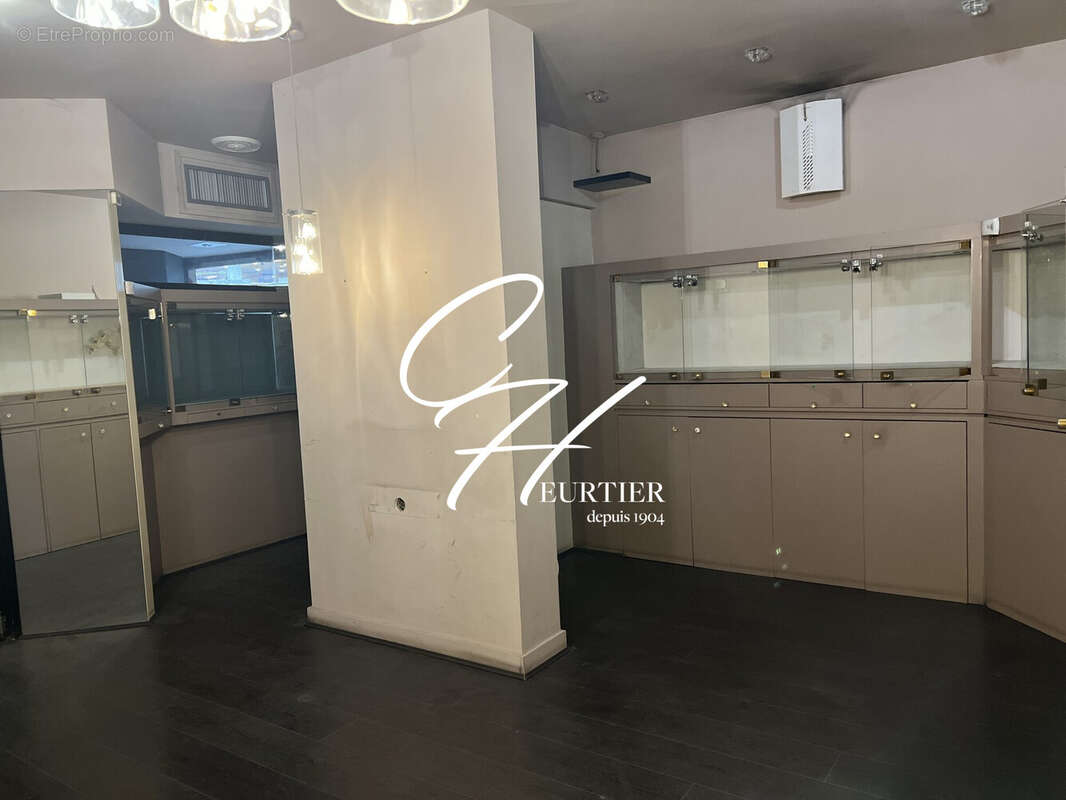 Commerce à GRENOBLE