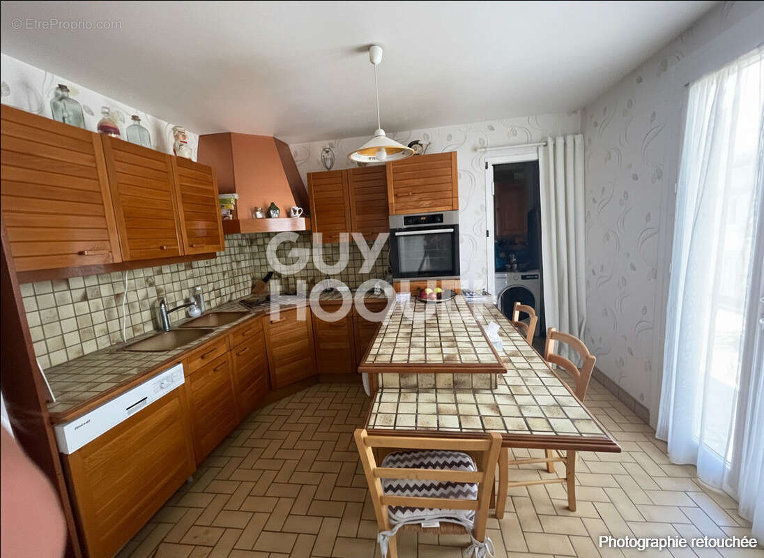 Maison à VILLENAVE-D&#039;ORNON