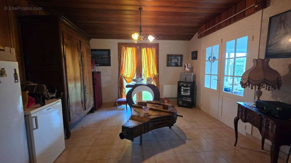 Photo 6 - Maison à LE TRONCHET