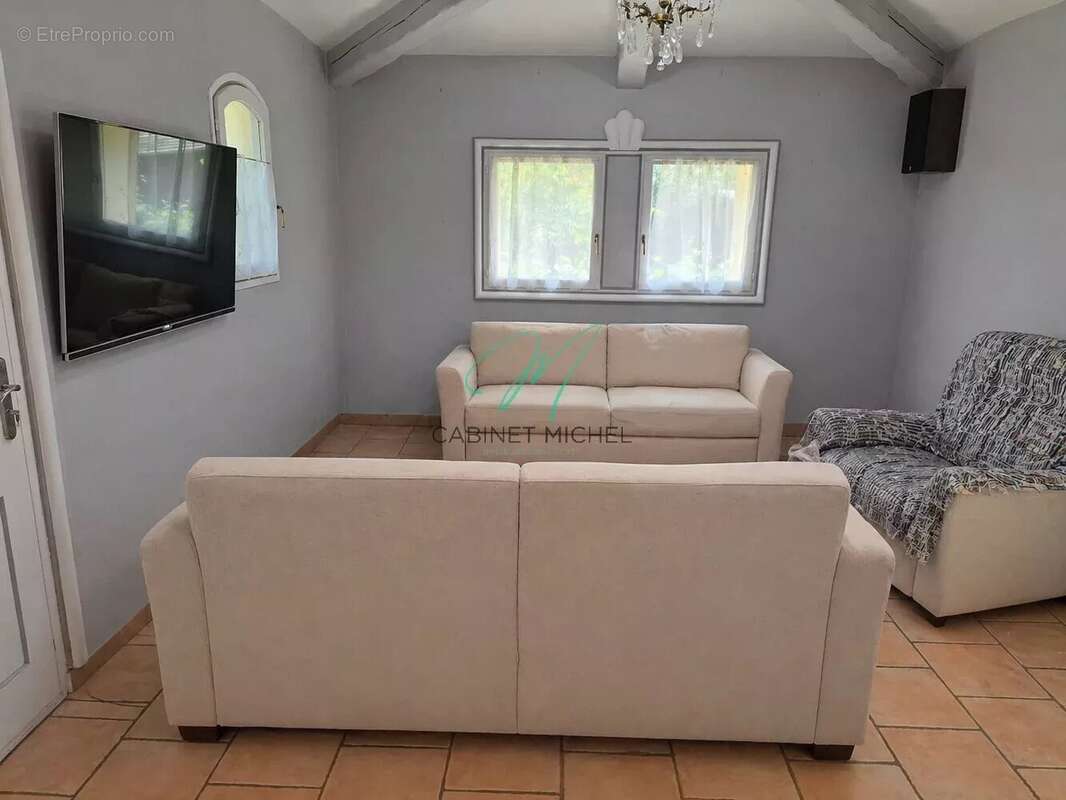 Maison à ROQUEFORT-LES-PINS