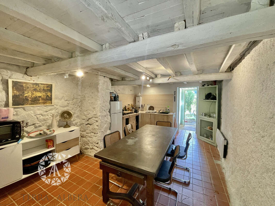 Maison à SERRALONGUE