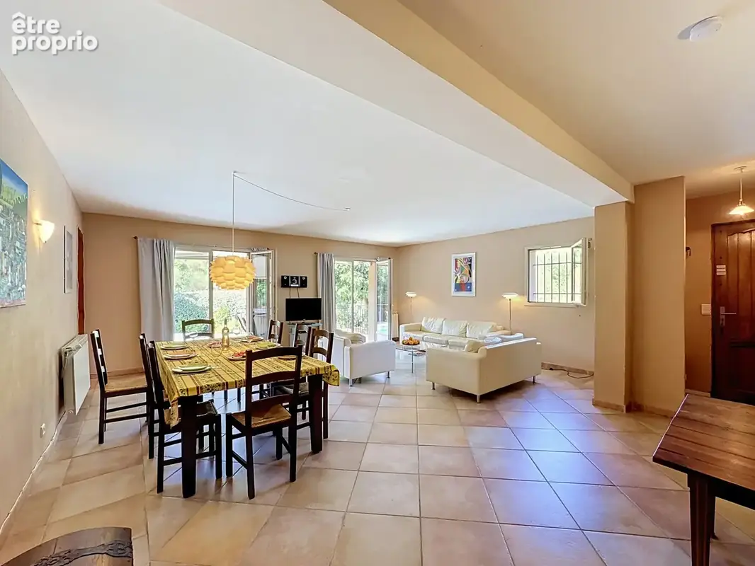 villa 4 pièces de 135m2 - photo 7
