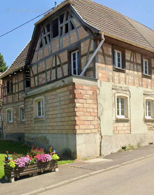 Maison à STEINBRUNN-LE-BAS