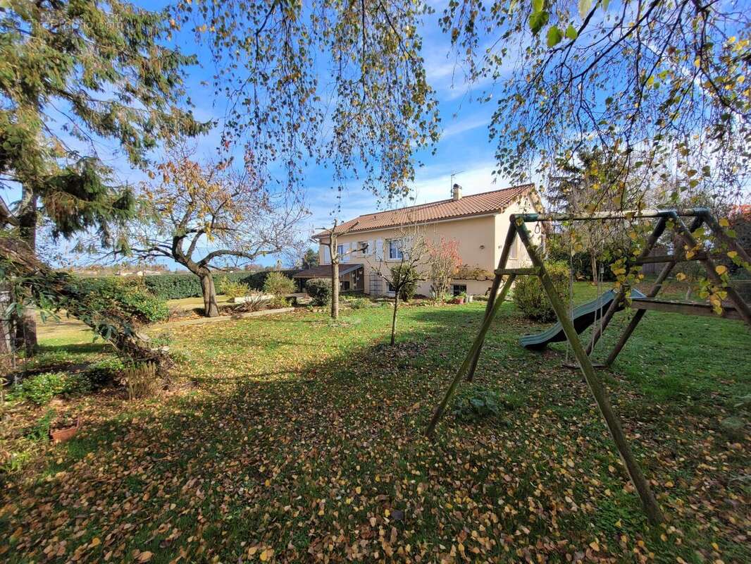 Photo 5 - Maison à VOUILLE