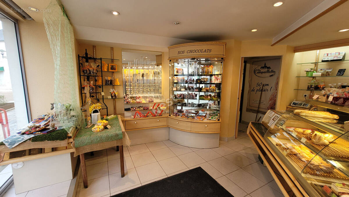 Commerce à SAINT-LAURENT-NOUAN