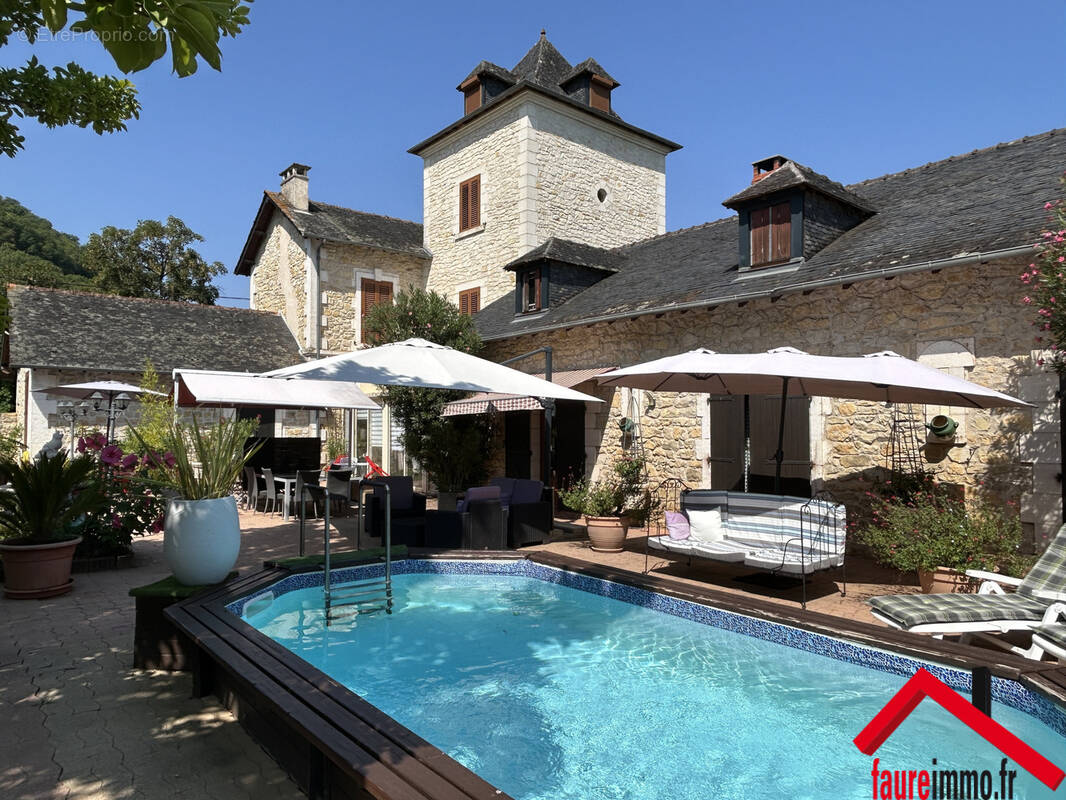 Maison à TERRASSON-LAVILLEDIEU