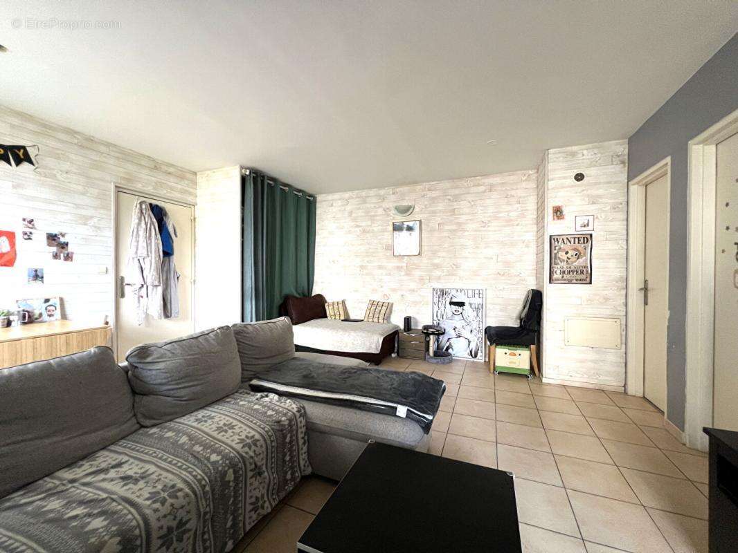 Appartement à ELANCOURT