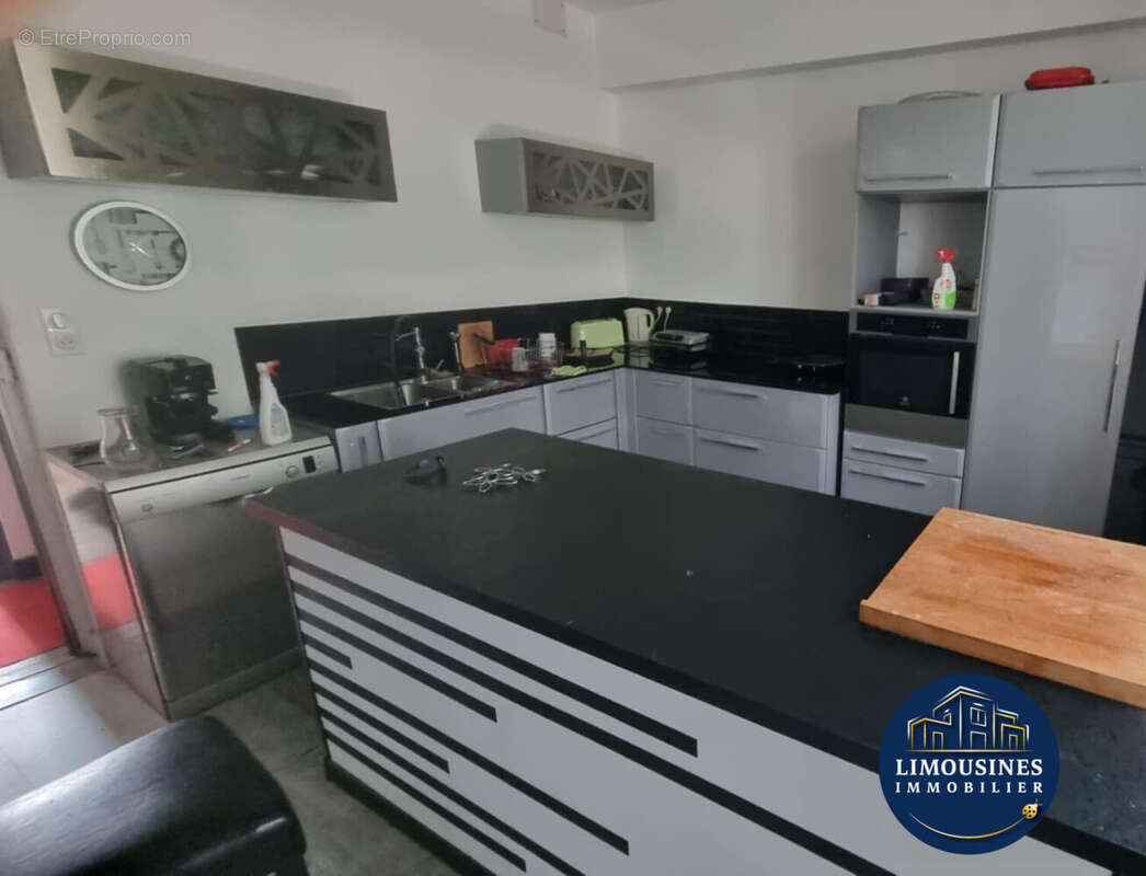Appartement à ARPAJON-SUR-CERE
