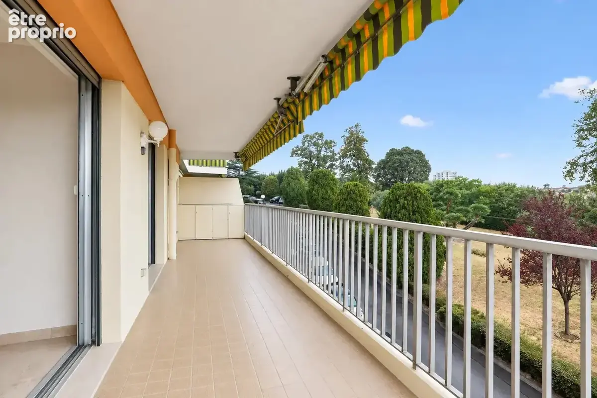 CO-EXCLUSIVITE - Antibes Laval - Appartement d'angle de 3 pièces. Parking. Cave. Piscine. - photo 12