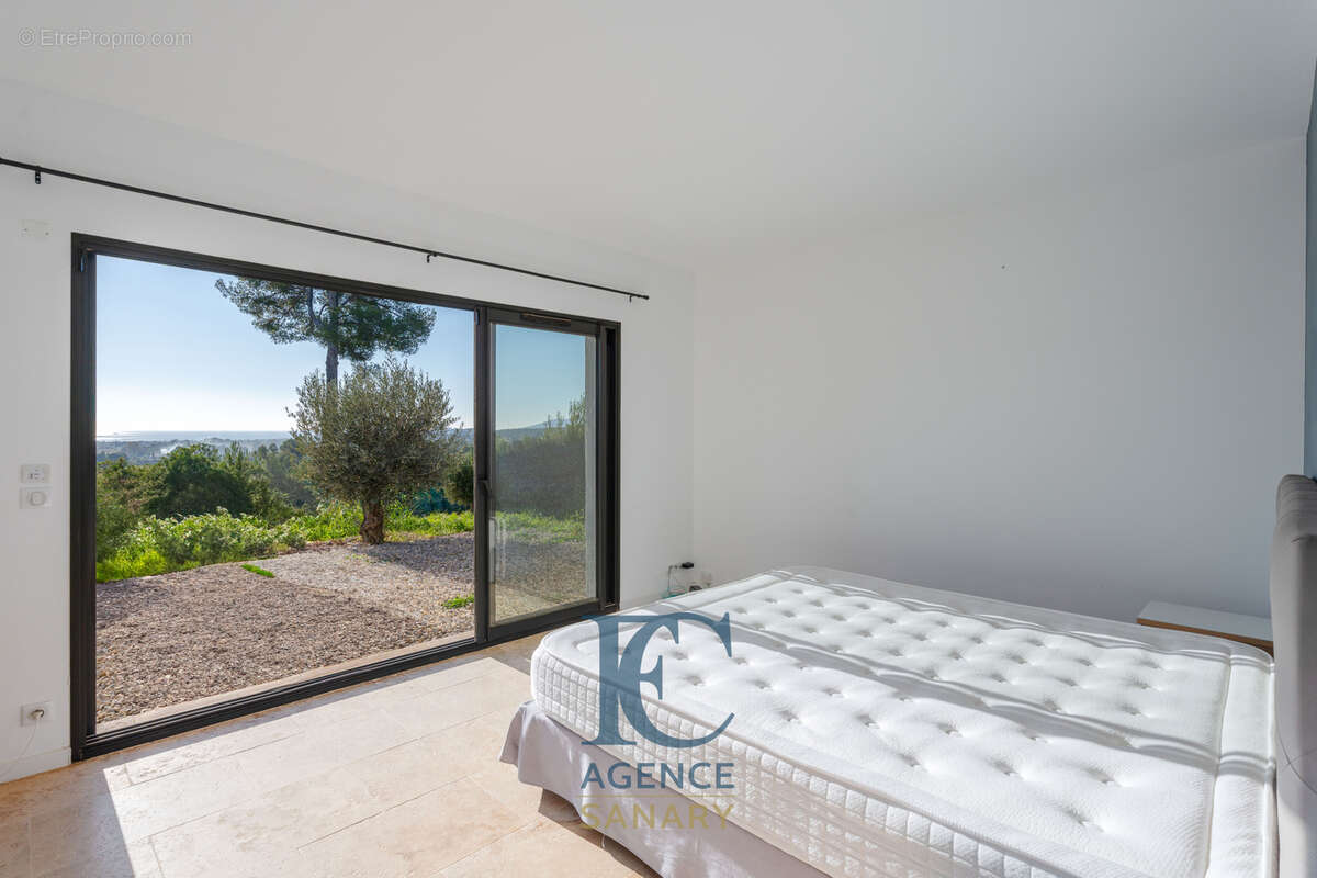 Maison à LA CADIERE-D'AZUR