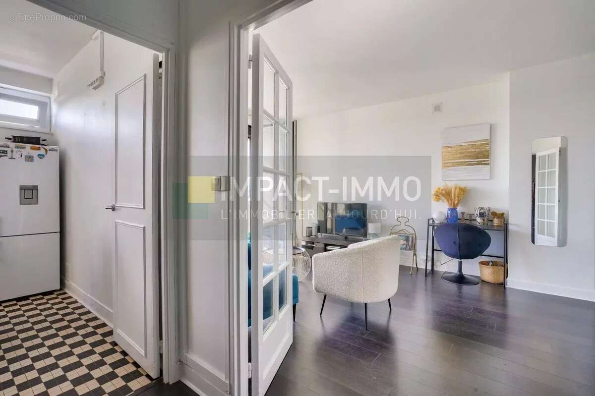 Appartement à NEUILLY-SUR-SEINE