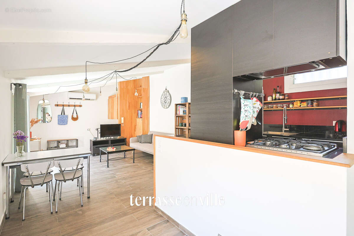 Appartement à AIX-EN-PROVENCE
