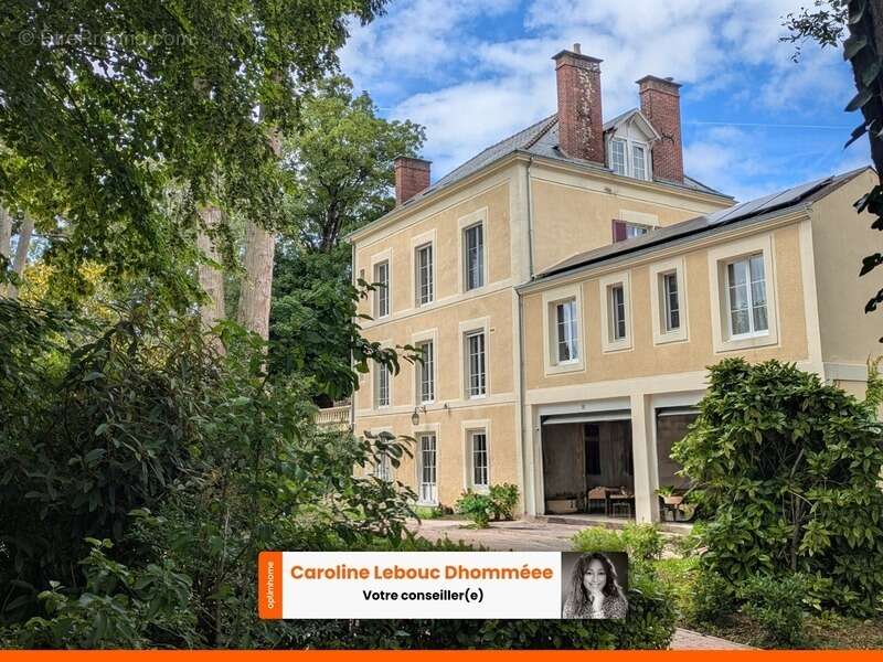 Demeure bourgeoise restaurée avec parc paysager et maison d'amis en centre-ville de Mamers - photo 4