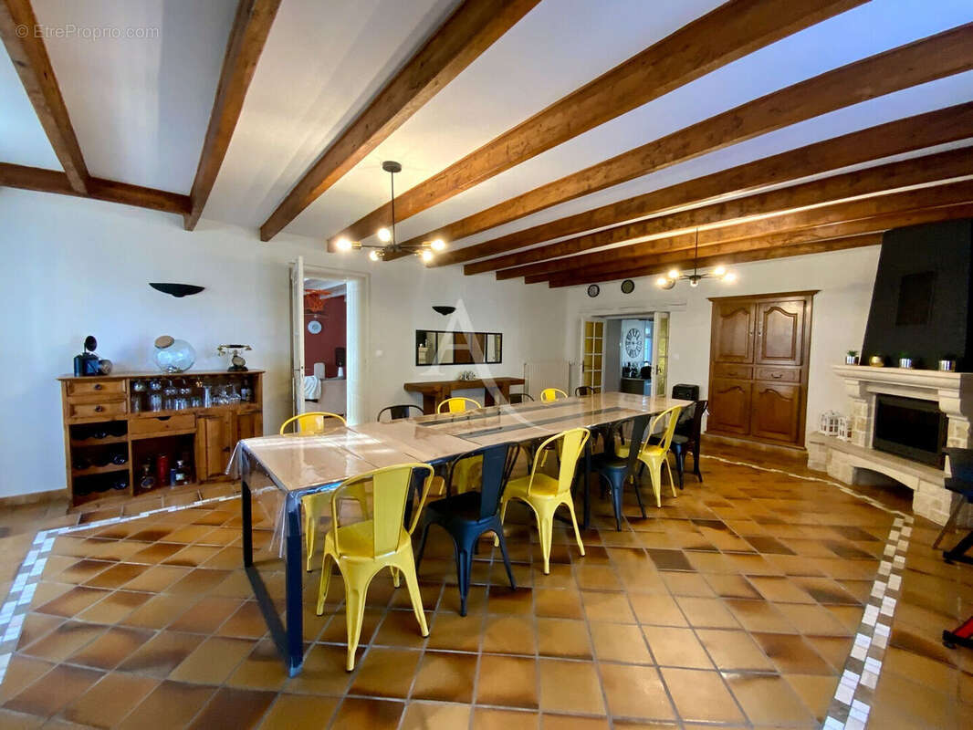 Maison à MIRAMBEAU