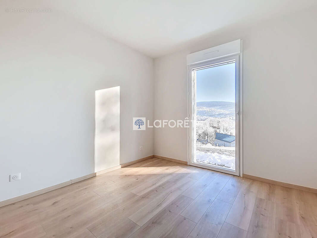 Maison à SAINT-PRIVAT-DU-FAU