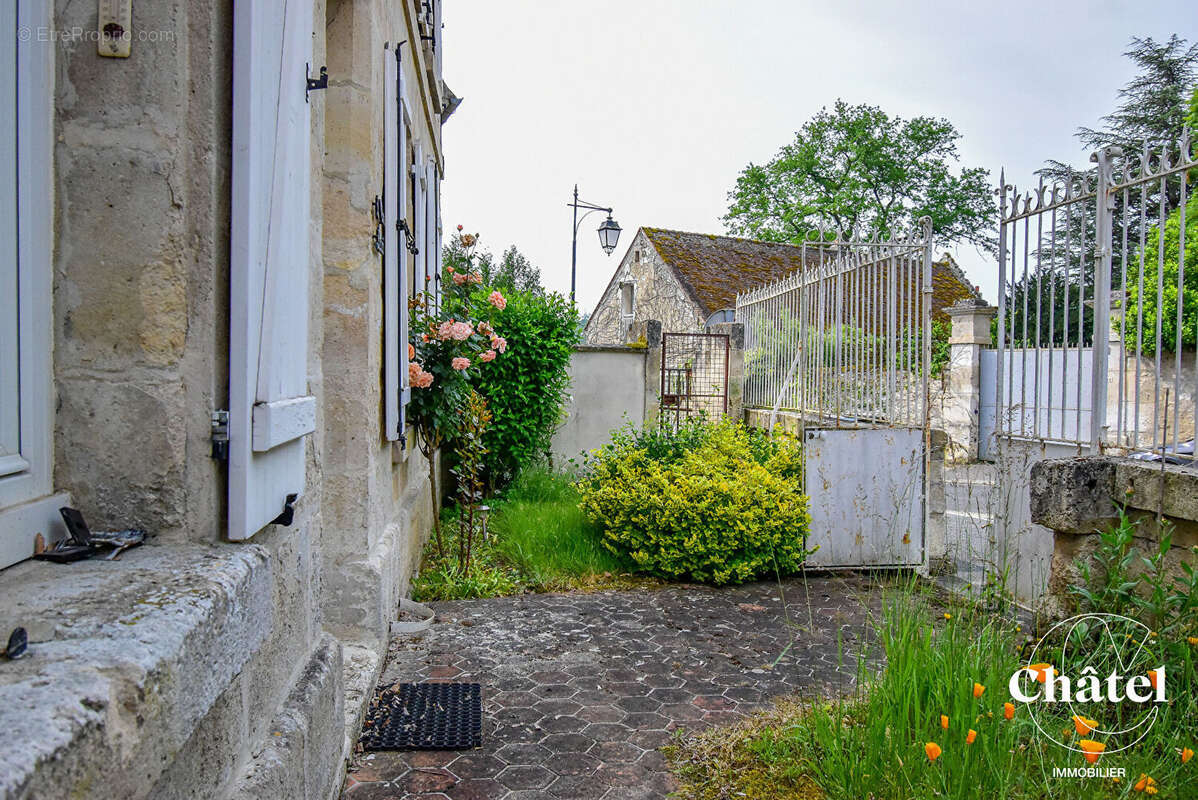 Maison ancienne entre Senlis et Crépy - dépendance - appentis et parc - photo 14