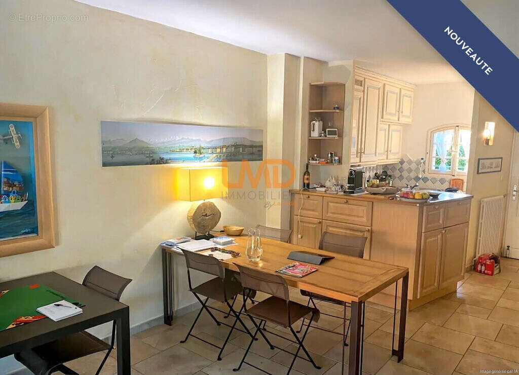 Port Grimaud 2 - Maison 225m2 - 12 Pièces - 3 Postes d'amarrage - photo 11